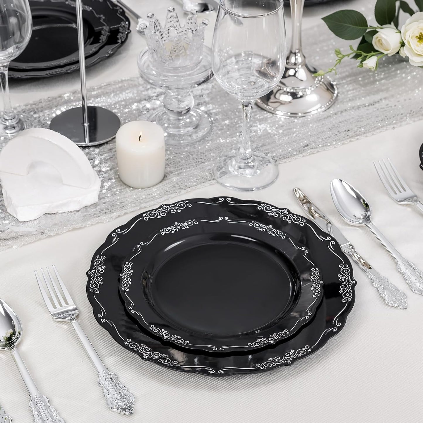 DaYammi 60PCS Black and Silver Plastic Plates, Heavy Duty Black and Silver Disposable Plates Premium 10inch Dinner Plates Hard Plastic Plates Disposable for Halloween Party and Wedding