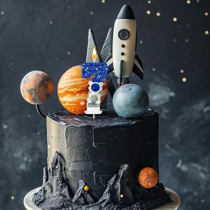 HXOUSE Astronaut 7th Birthday Candle - Space Universe Sparkler 7 Candle for Birthday Cake Boy, Topper for Party Decorations Anniversary Celebrations (Number 7)