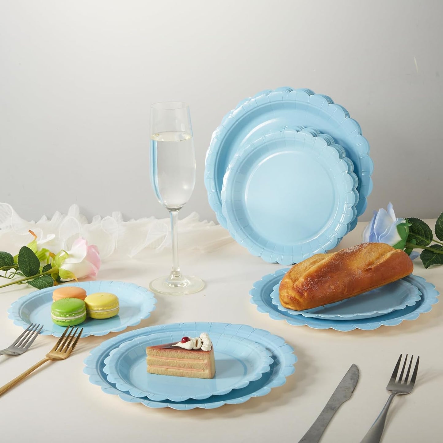 BEFORYOU 50PCS Scalloped Disposable Paper Plates Dessert Cake Party Plates for Baby Shower, Wedding,Bridal Shower Birthday Party Supplies (Blue, 7IN and 9IN)