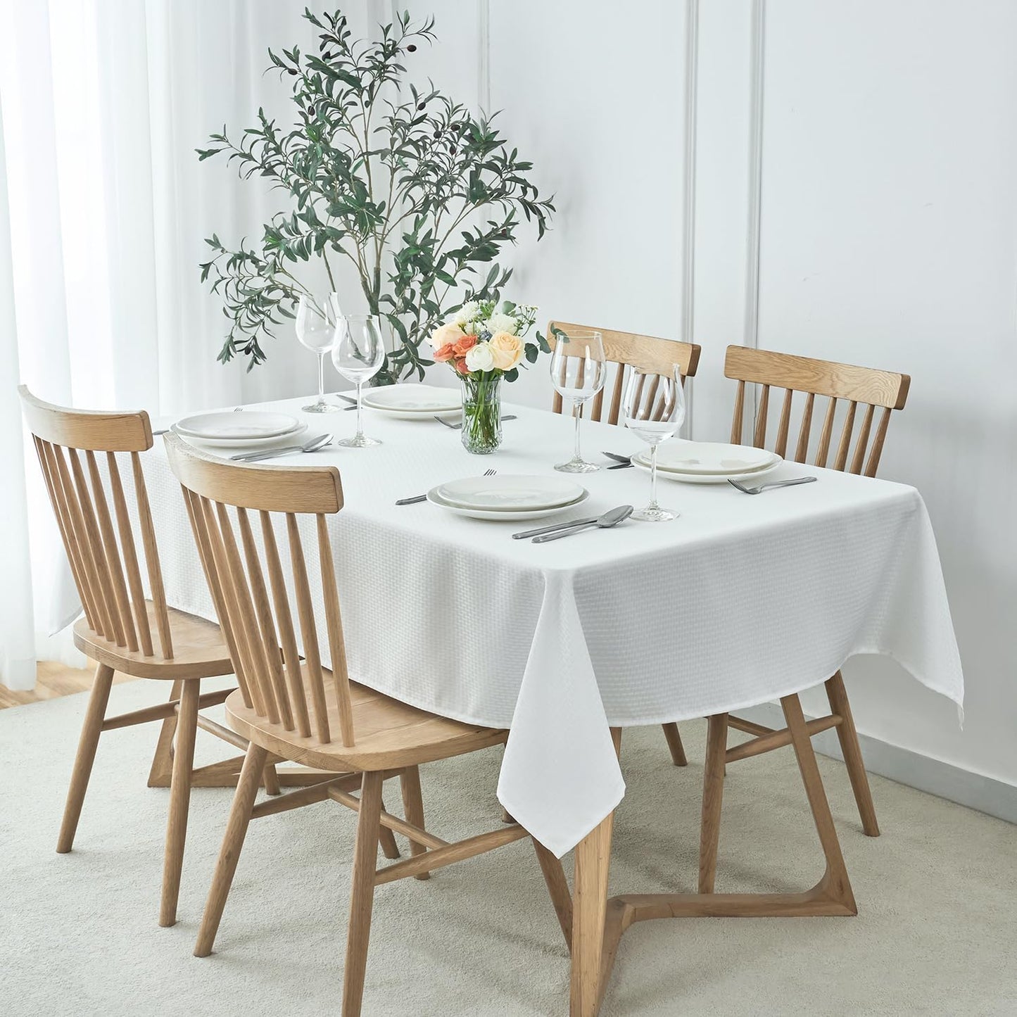 maxmill Square Tablecloth Water Resistance Antiwrinkle Spill Proof Weaved Texture Table Cloth, Decorative Fabric Table Cover for Banquet Parties Event Holiday Dinner, 70 x 70 Inch, White