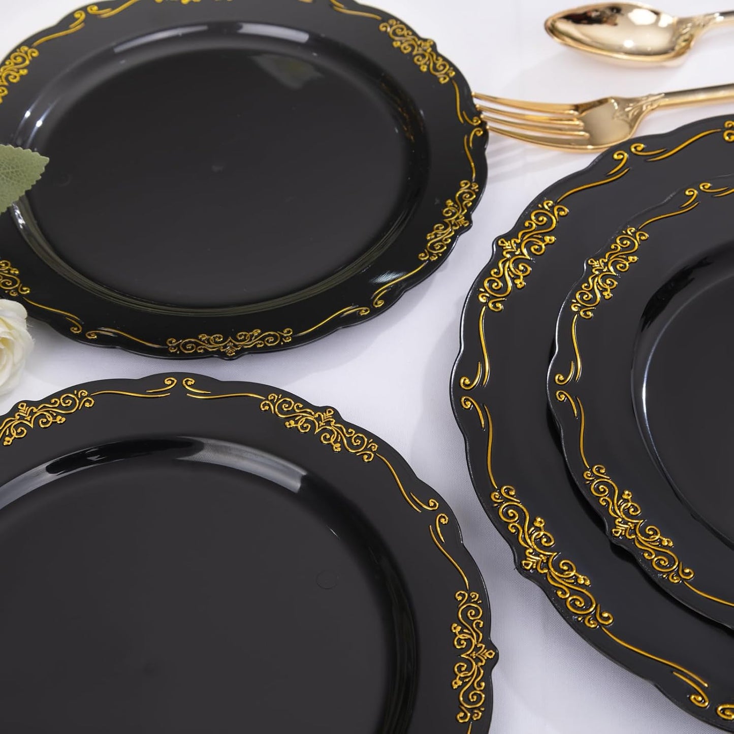 DaYammi 150Pcs Black Gold Plastic Plates & Plastic Silverware,Black Disposable Plates for Party Include 30 Dinner Plate,30 Dessert Plate,30 Knives,30 Forks,30 Spoons,black plates for New Year Wedding