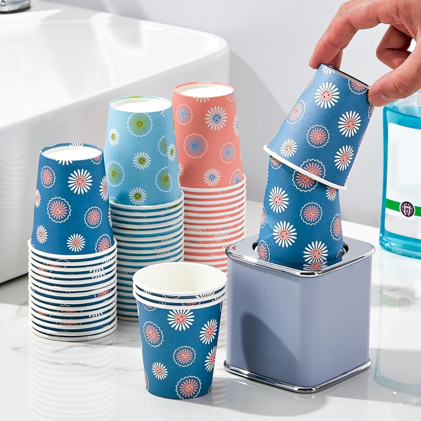 SIUQ 300 Pack 5 oz Paper Cups, Disposable Bathroom Cups, Small Mouthwash Cups, Hot/Cold Beverage Drinking Mini Cup for Party, Picnic, BBQ, Travel (Daisy)
