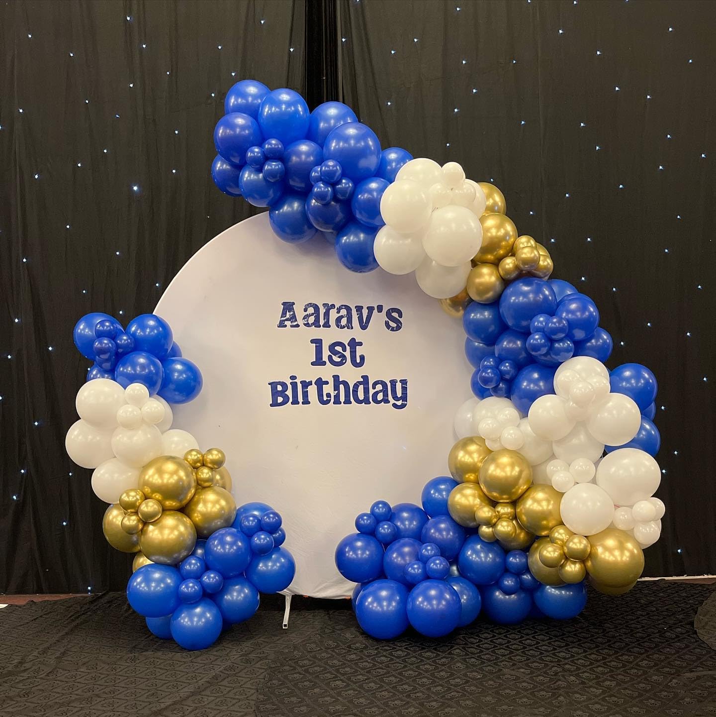 Blue and Gold Balloon Arch Kit, Explosion Star Royal Dark Blue and Metallic Gold White Balloons 22 18 12 10 5 Inch Different Size Balloons for Anniversary Wedding New Year Birthday Decorations