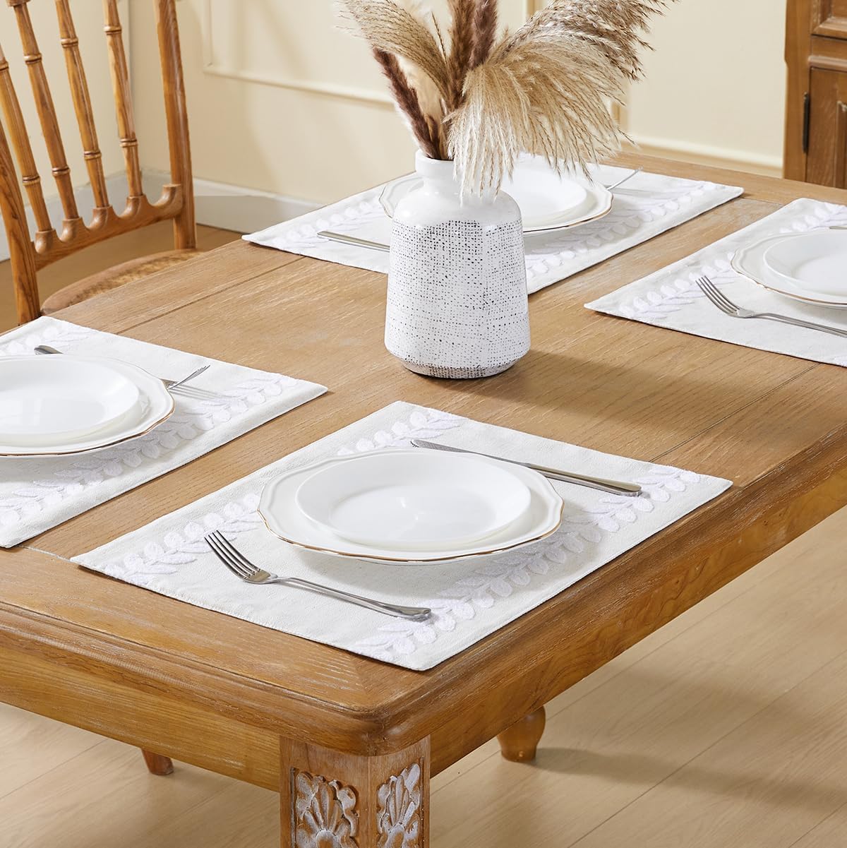 Wracra Embroidered Placemats, 13 x 18 Inch Set of 6 Placemats, Irregular Willow Rustic Place Mats for Kitchen Table and Heat Resistant, White 6PCS