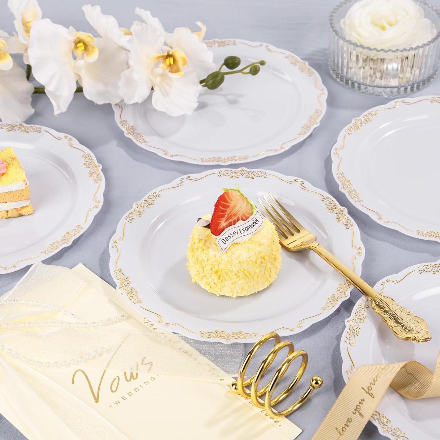 DaYammi 60PCS White and Gold Plastic Plates, Thanksgiving Plates Disposable Heavy Duty Platos Premium 7.5inch White Dessert Cake Salad Appetizer Plates Hard Plastic Platos Disposable for Party Wedding