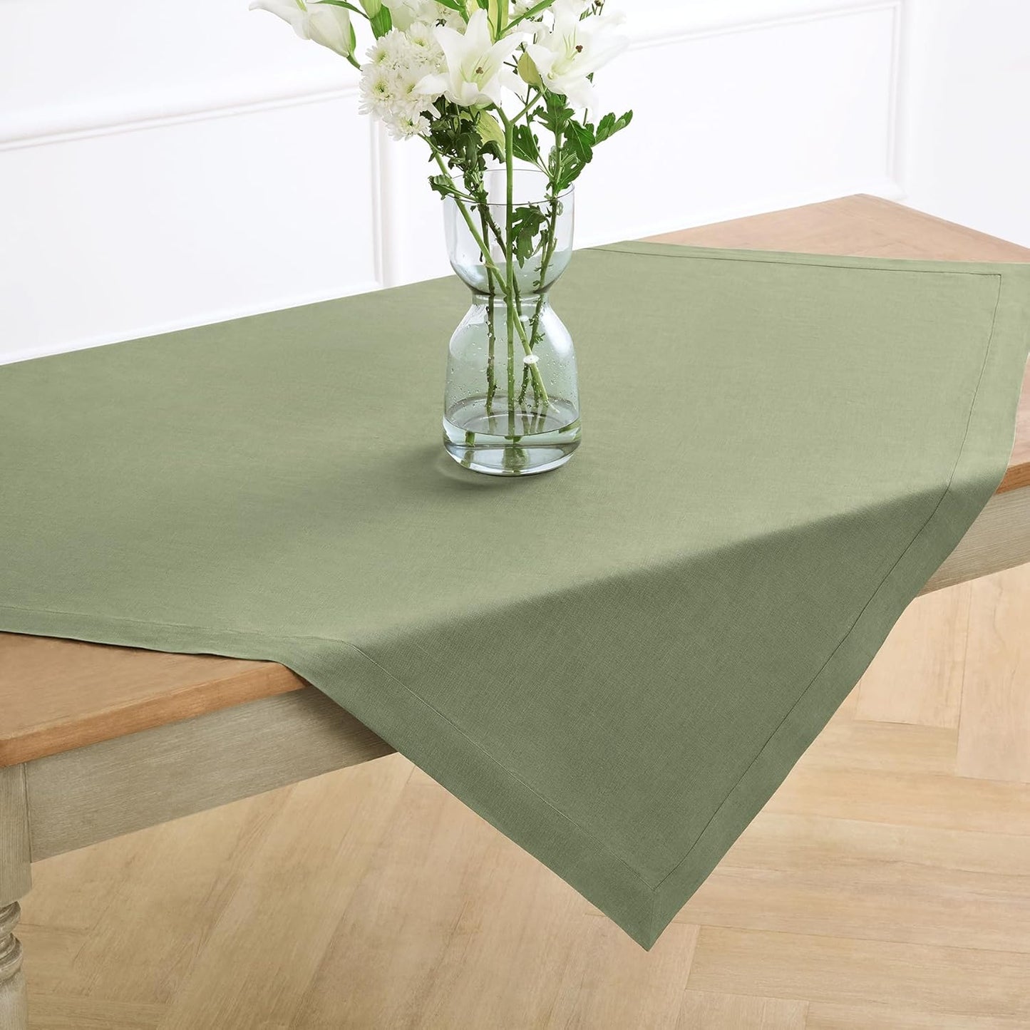 Solino Home Linen Square Tablecloth 52 x 52 Inch - 100% Pure Linen Oil Green Table Throw - Fete, Machine Washable Table Cloth for Fall, Autumn, Thanksgiving, Christmas