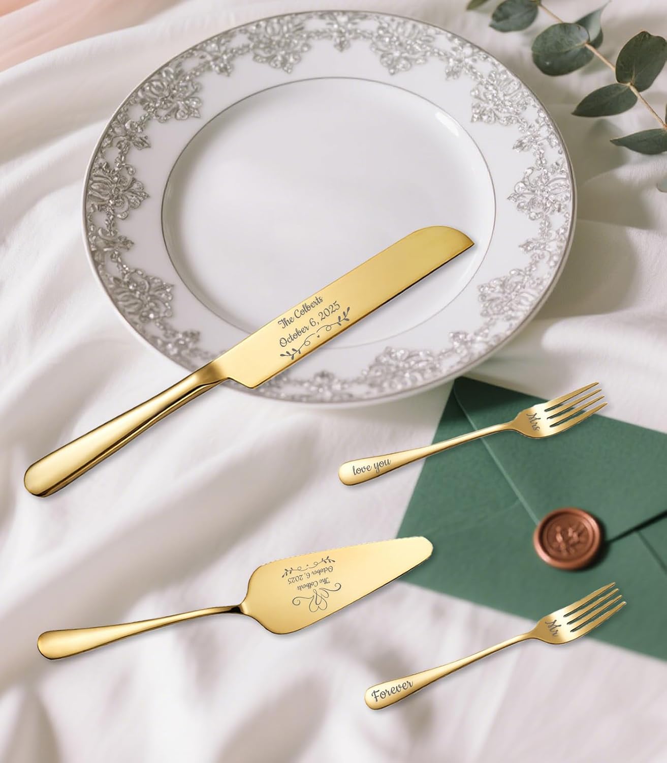 HJX Personalized Wedding Cake Knife and Server Set, Custom Names Cake Cutting Set, Customized Knife and Cake Server Set Gift for Bridal Anniversary Birthday Wedding Registry (Gold)