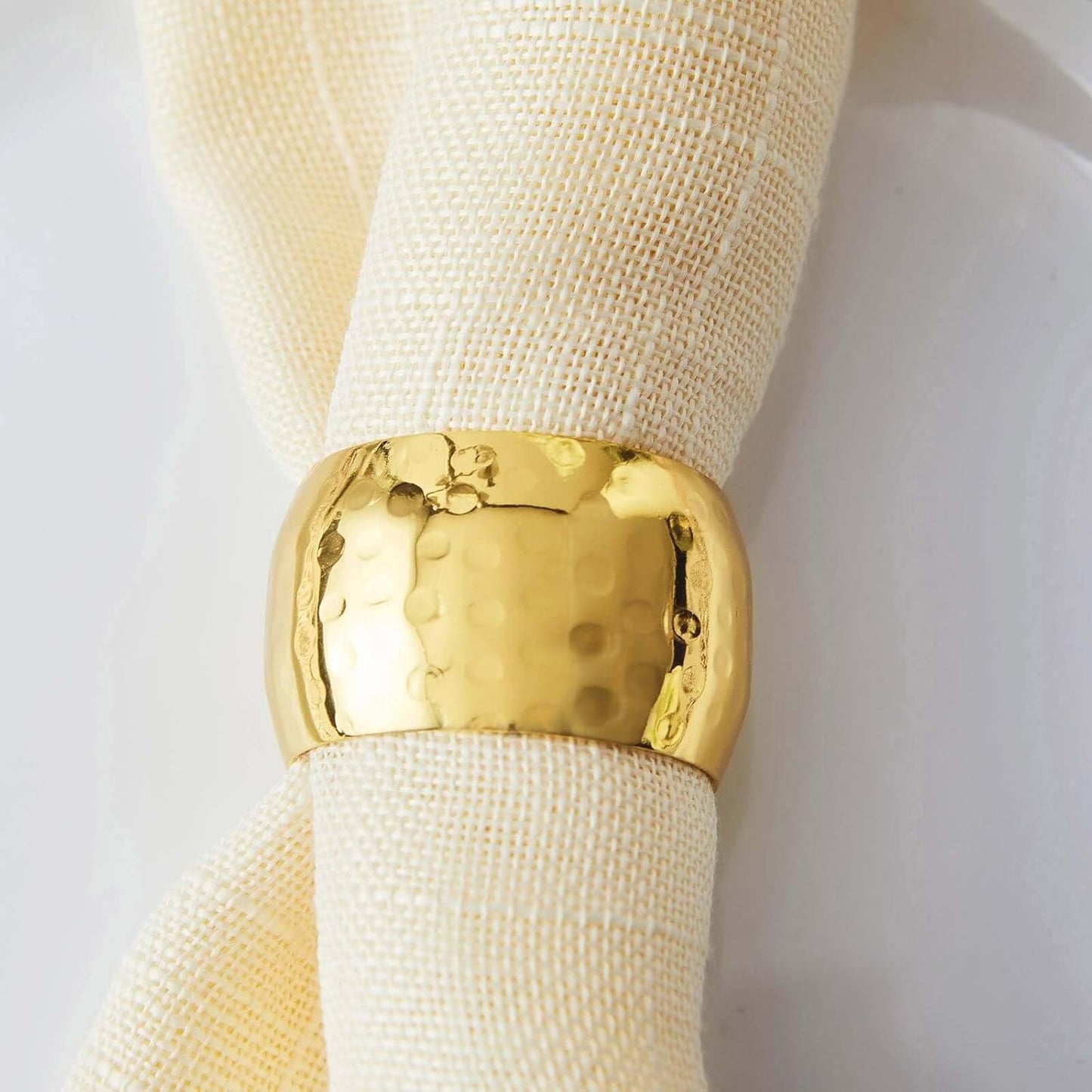 Efavormart 4 Pack Metallic Gold Hammered Napkin Rings for Wedding Party Formal Dinning Decor