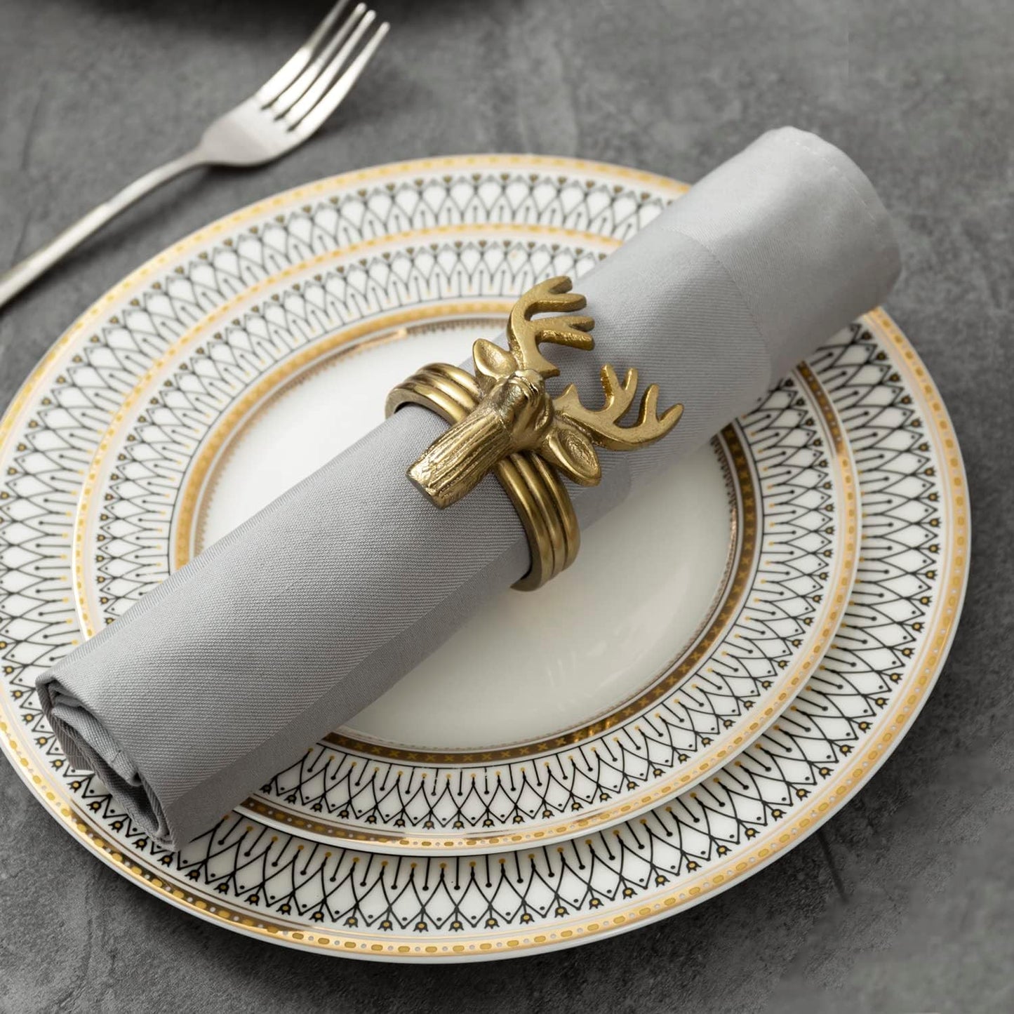 MyGift 4 Pc Deer Head Brass Napkin Rings, Decorative Brass-Tone Cast Aluminum Reindeer Ring for Dinner Napkins, Elk Shaped Cloth Serviette Holder - Handcrafted in India