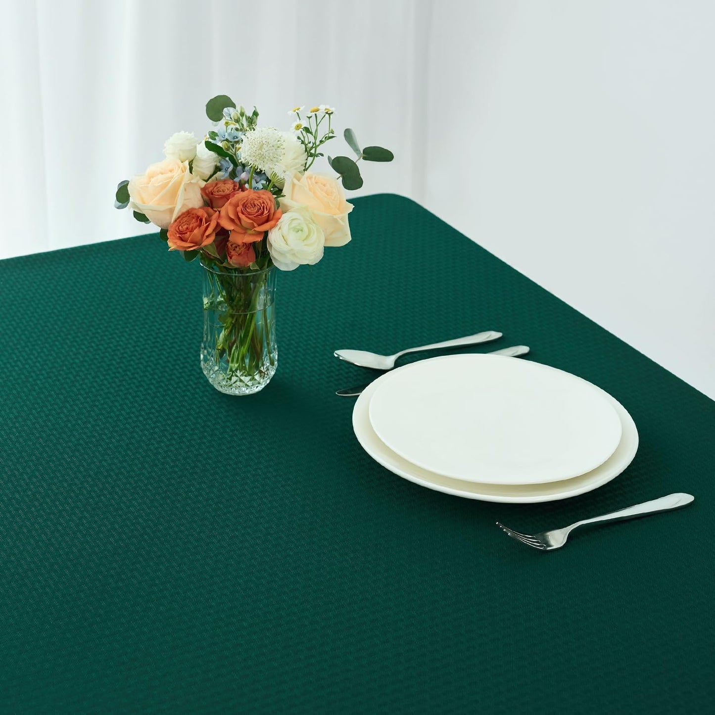 maxmill Weaved Texture Tablecloth Water Resistance Antiwrinkle Spillproof Soft Washable Christmas Table Cloth for Dining Room, Banquet Parties Holiday Dinner, Rectangle 70 x 108 Inch, Hunter Green