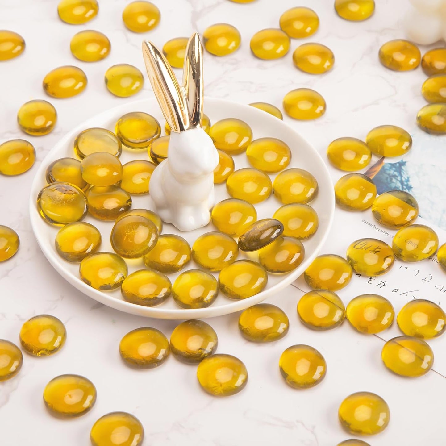 FUTUREPLUSX 5Lb Flat Glass Marbles, Amber Yellow Vase Filler Beads Flat Gems Decorative Glass Stones for Table Scatter Hydroponic Plant Decor