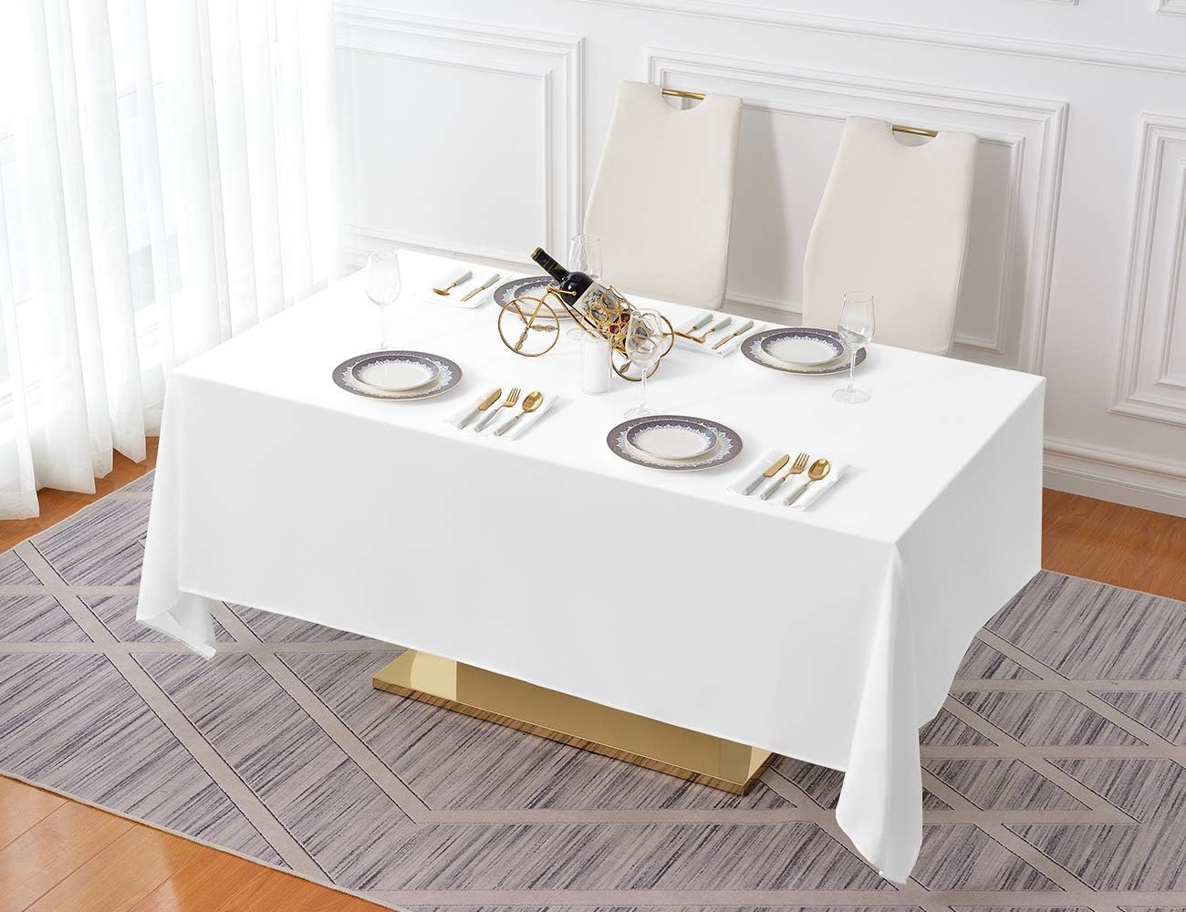 Surmente White Rectangle Tablecloth 60 x 102-inch Rectangular Polyester Table Cloth for Weddings, Banquets, or Restaurants