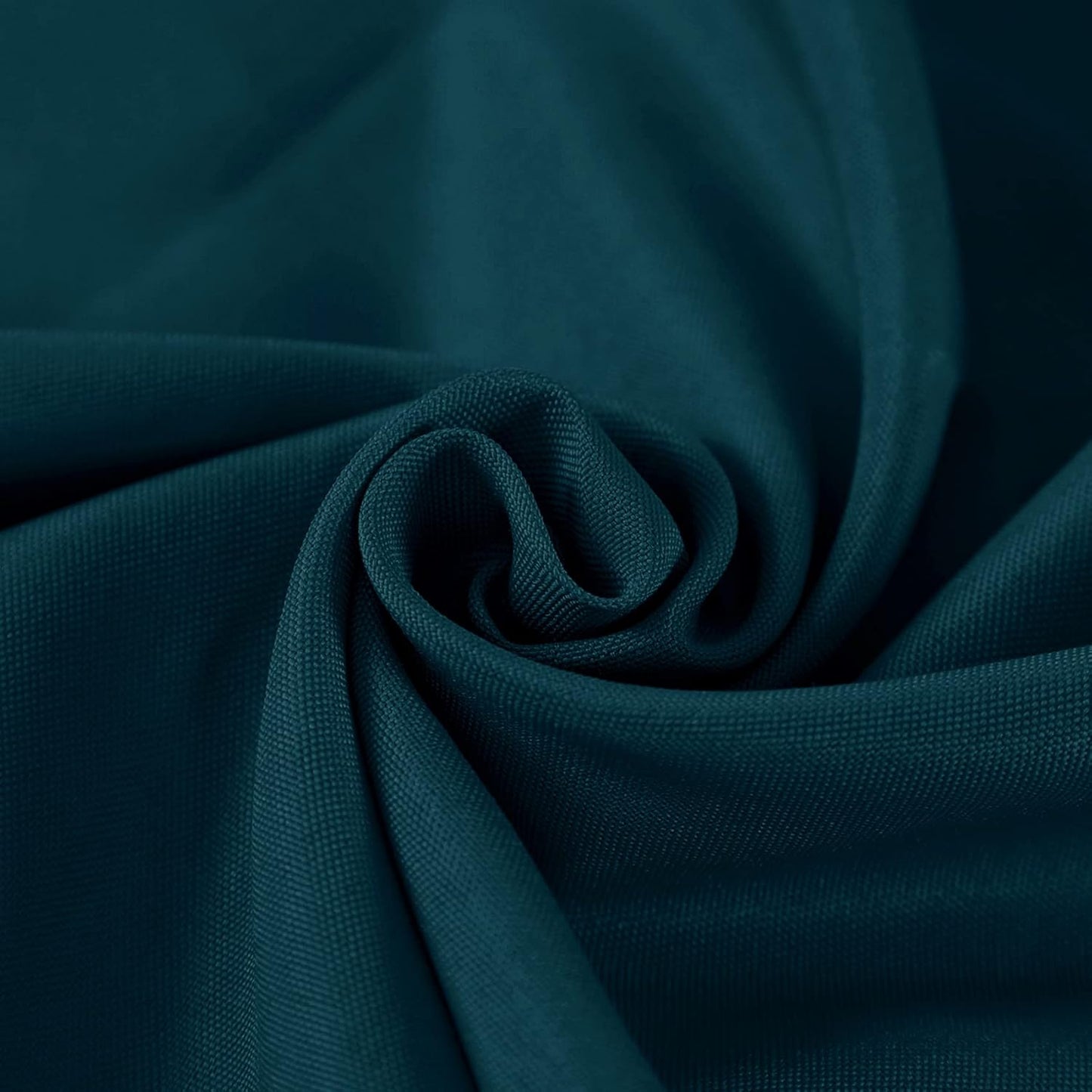 Fokitut 2 Pack Waterproof Round Tablecloth, 132 Inch, Stain Resistant and Wrinkle Polyester Table Cloth, Fabric Table Cover for Kitchen Dining, Wedding, Party, Holiday Dinner-Peacock Blue