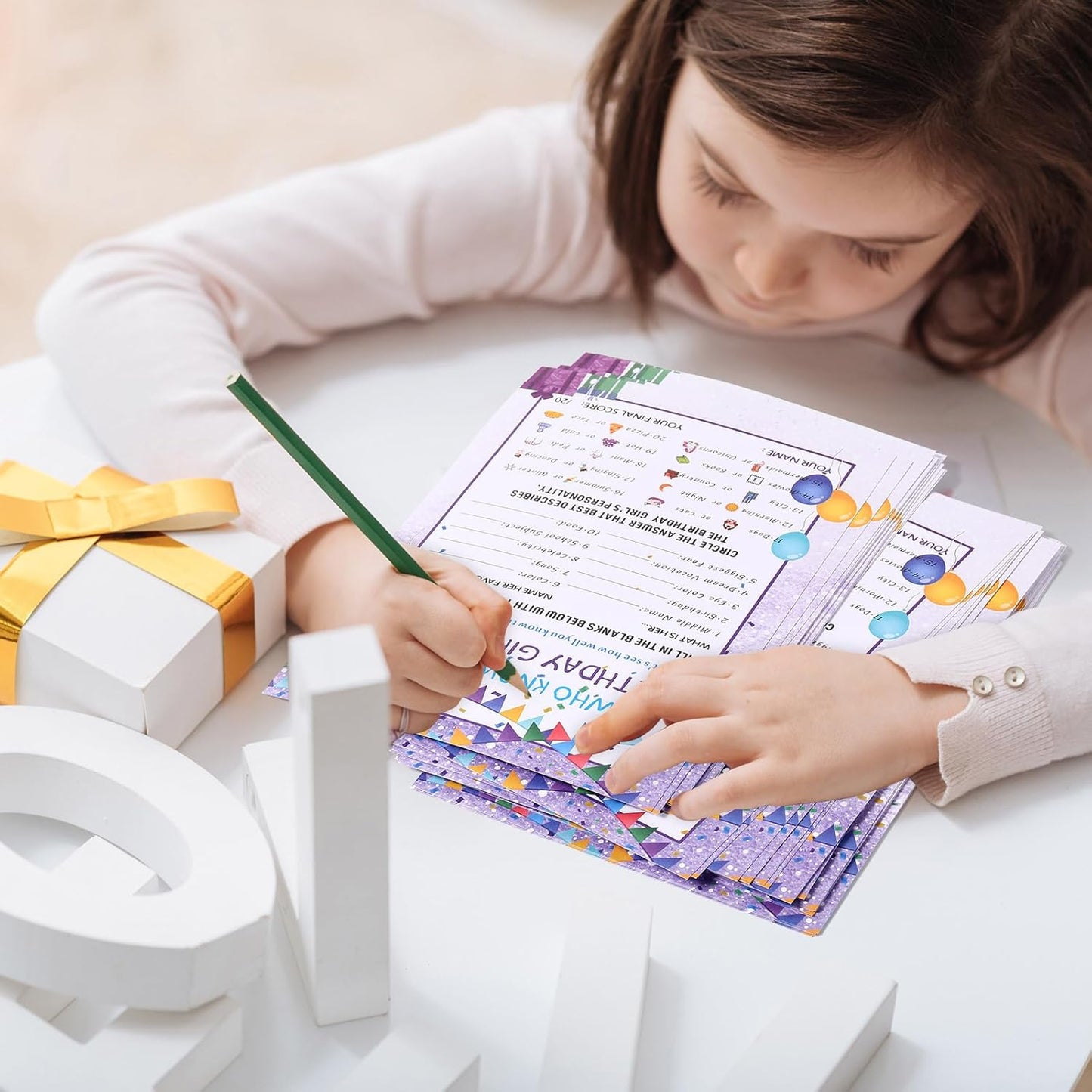 Skylety The Birthday Girl Best, 50 Pieces Birthday Party Activity Game Card Set Who Knows Her Best Girl Birthday Party Activity Themed Party Decorations (Purple)