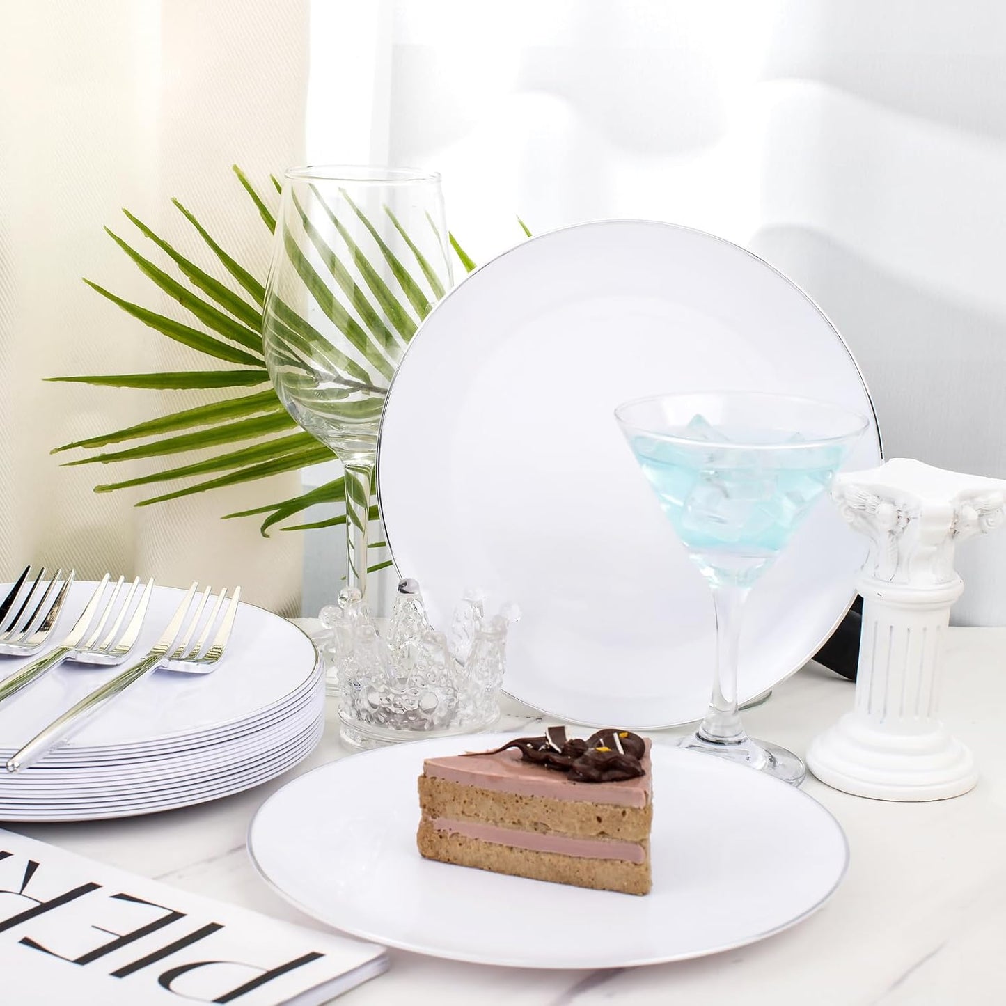 Rubtlamp 100Pcs Silver Plastic Dessert Plates 7.5inch,100Pcs Disposable Silver Forks,White Plastic Plates With Silver Rim, Small Plastic Plates,Dessert Plates With Forks for Appetizer Cake