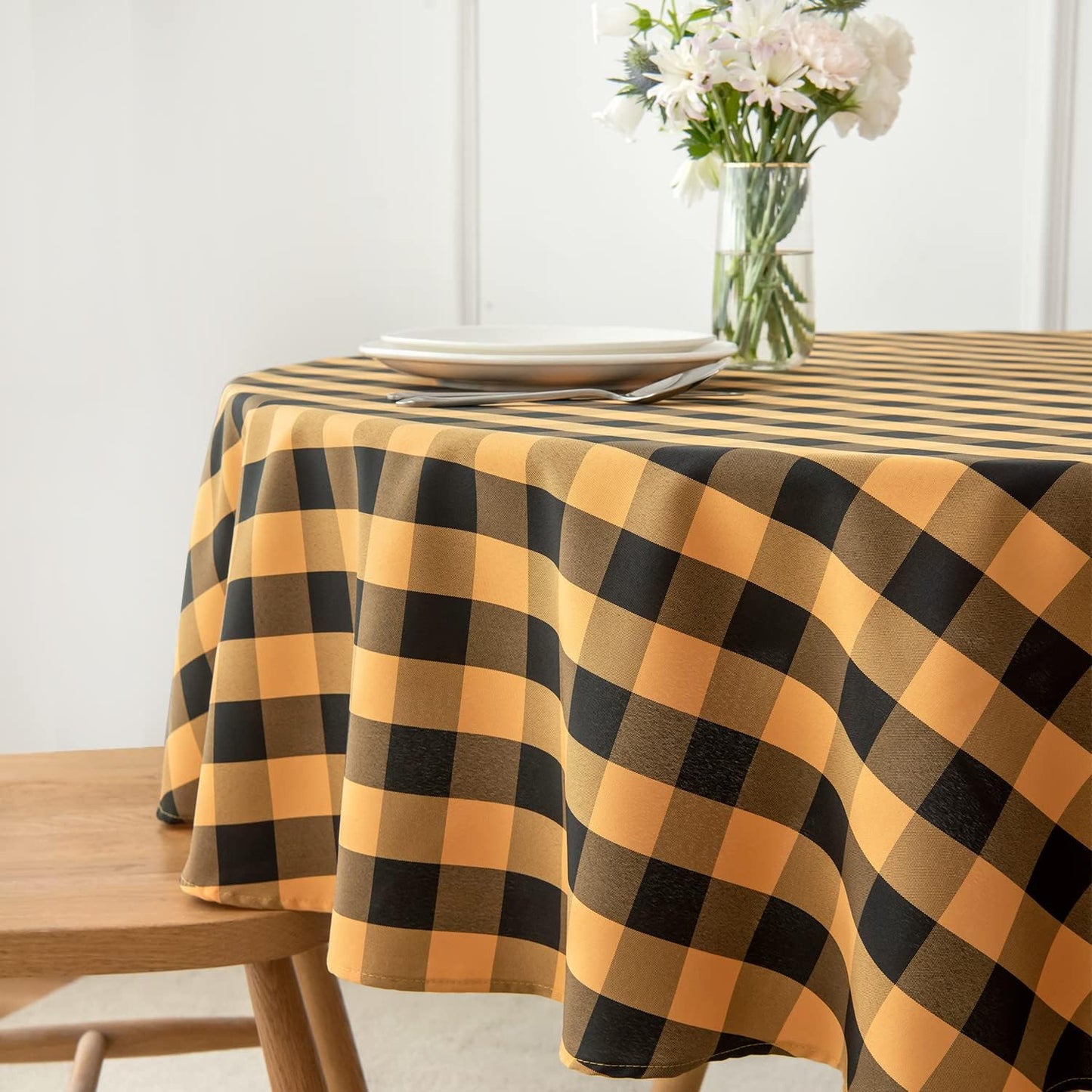 maxmill Round Checkered Tablecloth Spillproof Wrinkle Free Heavy Weight Gingham Table Cloth for Circular Table Cover Buffalo Plaid for Buffet Banquet Parties Holiday Dinner 70 Inch Black and Orange