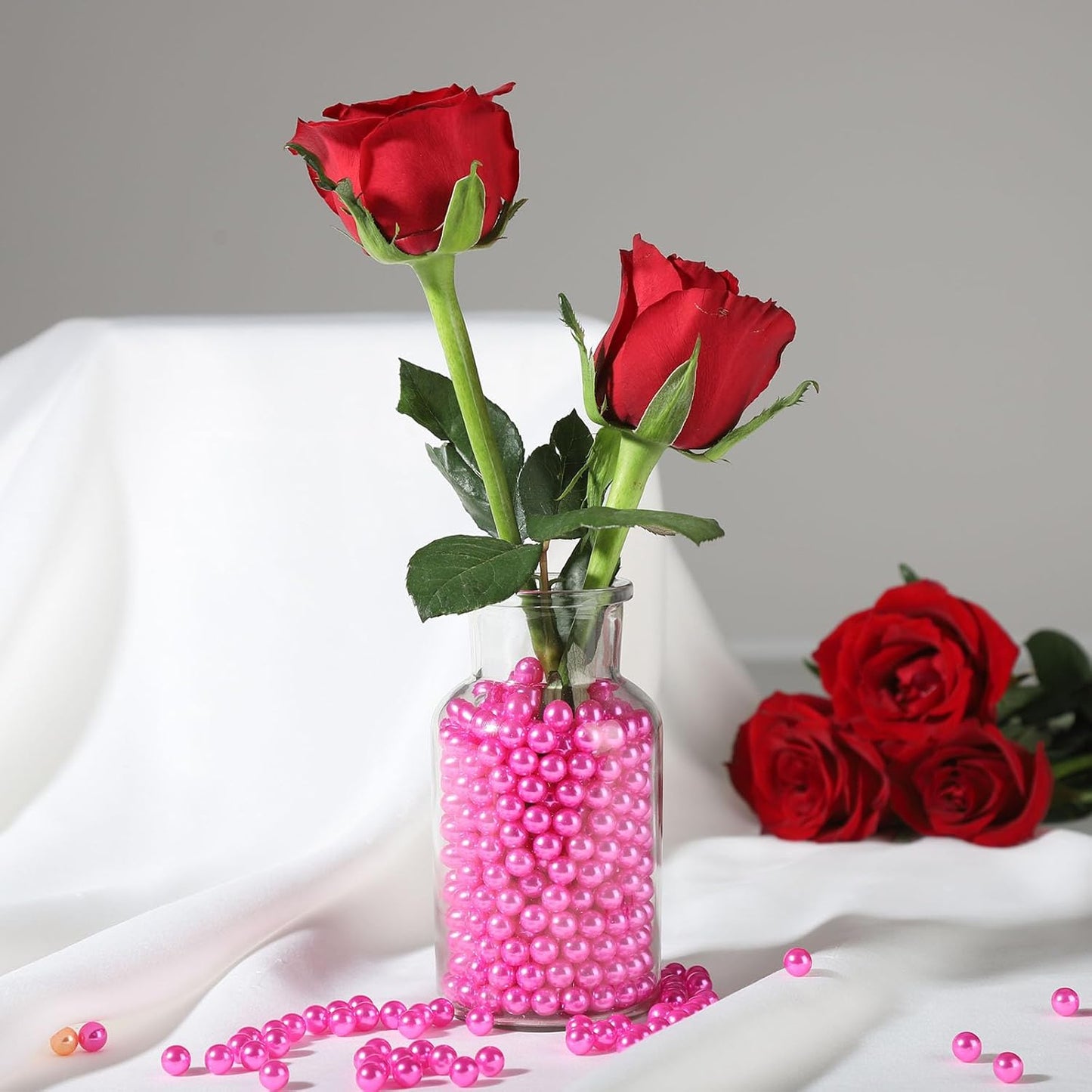 980pcs Undrilled Holeless ABS Faux Pearl Beads for Vase fillers, No Hole Round Pearls for Cosmetic Boxes, DIY Parts, Table Scatter, Wedding, Birthday Party Home Decorating (Hot Pink, 8mm)