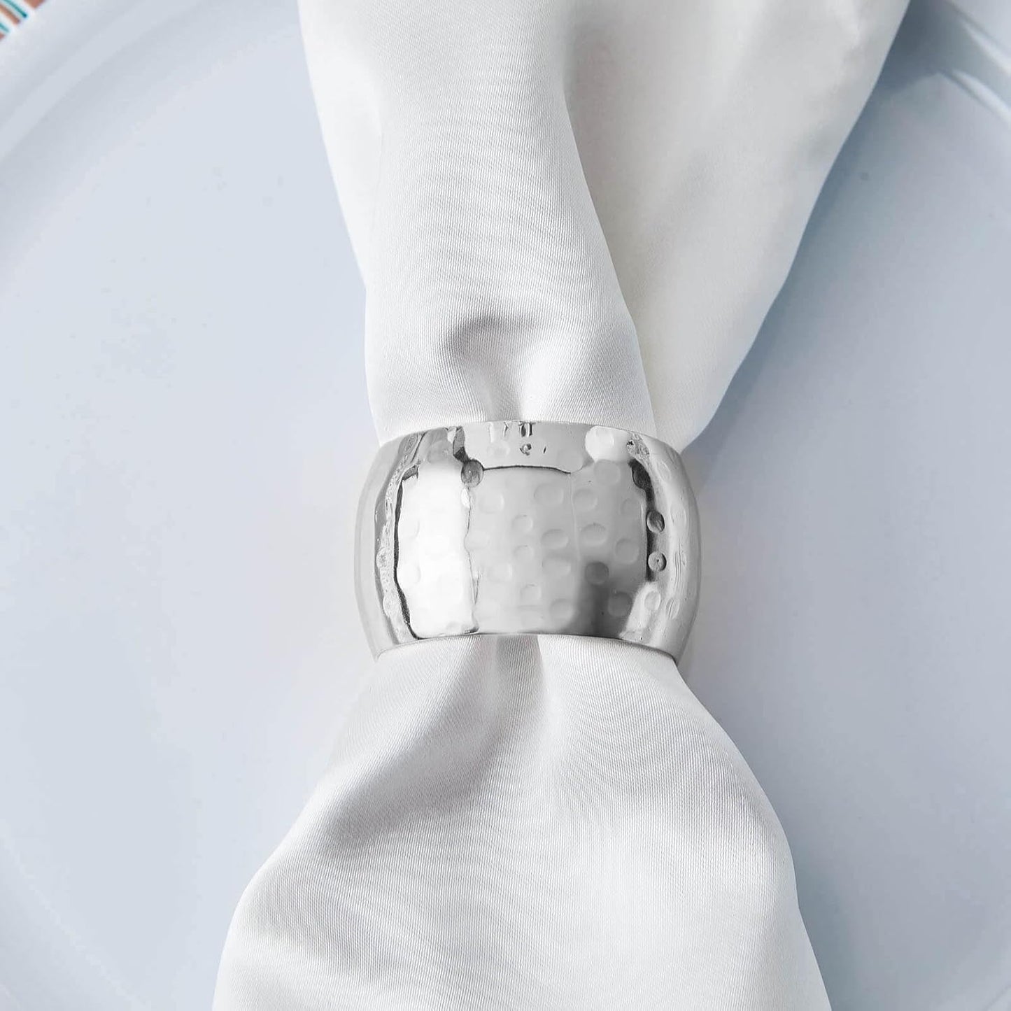Efavormart Shiny Silver Plated Hammered Curved Napkin Rings - 4/pk