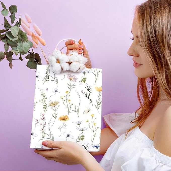 Marspark 24 Pcs Wildflower Paper Gift Bags for Wedding Bridal Baby Shower Engagement Birthday Party Supplies Floral Treat Bag with Handles Candy Goodie Bags for Guests, 8.3'' x 5.9'' x 3.1''