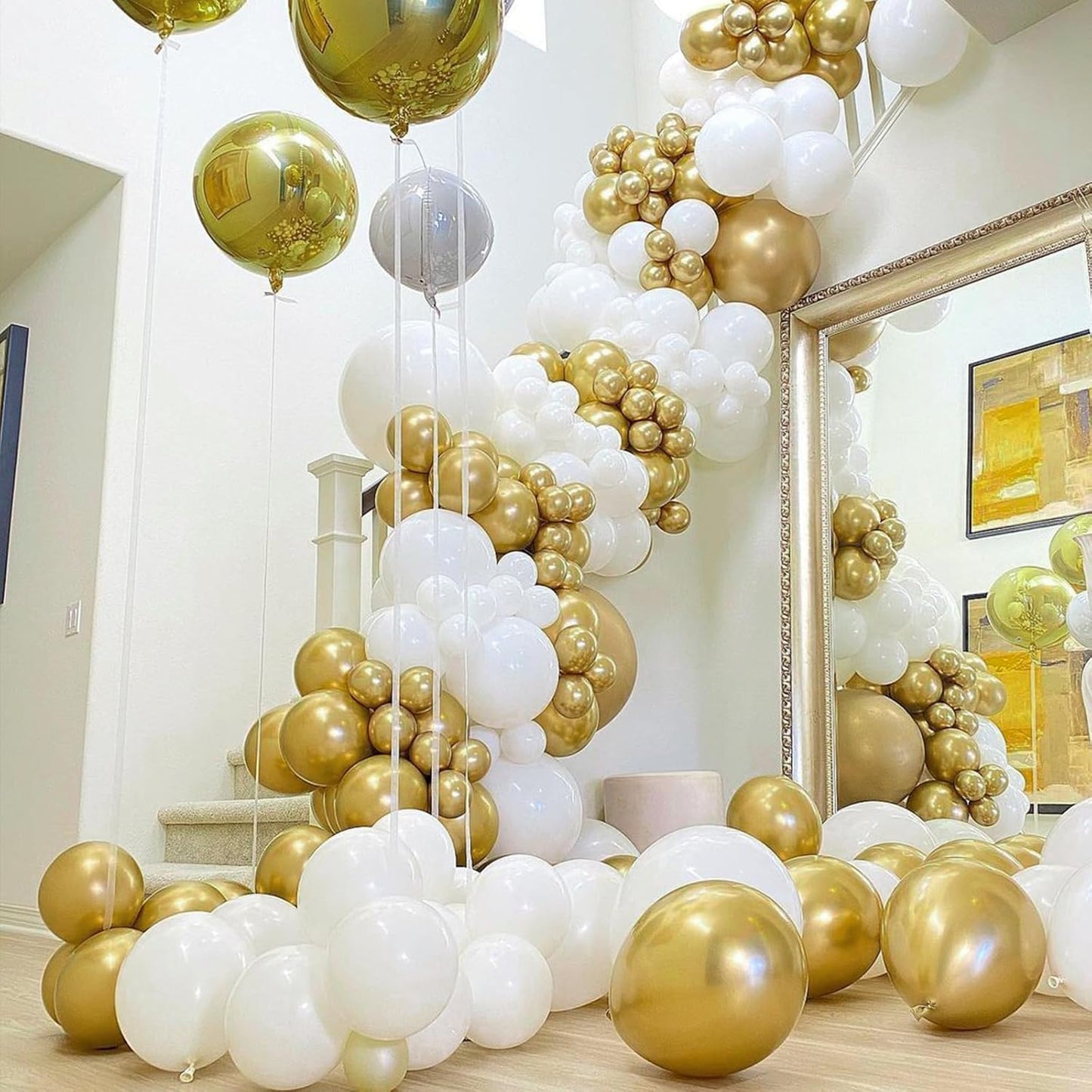 PartyWoo White and Gold Balloons, 140 pcs White and Metallic Gold Balloons Different Sizes Pack of 18 Inch 12 Inch 10 Inch 5 Inch for Balloon Garland or Arch as Birthday Decorations, Party Decorations