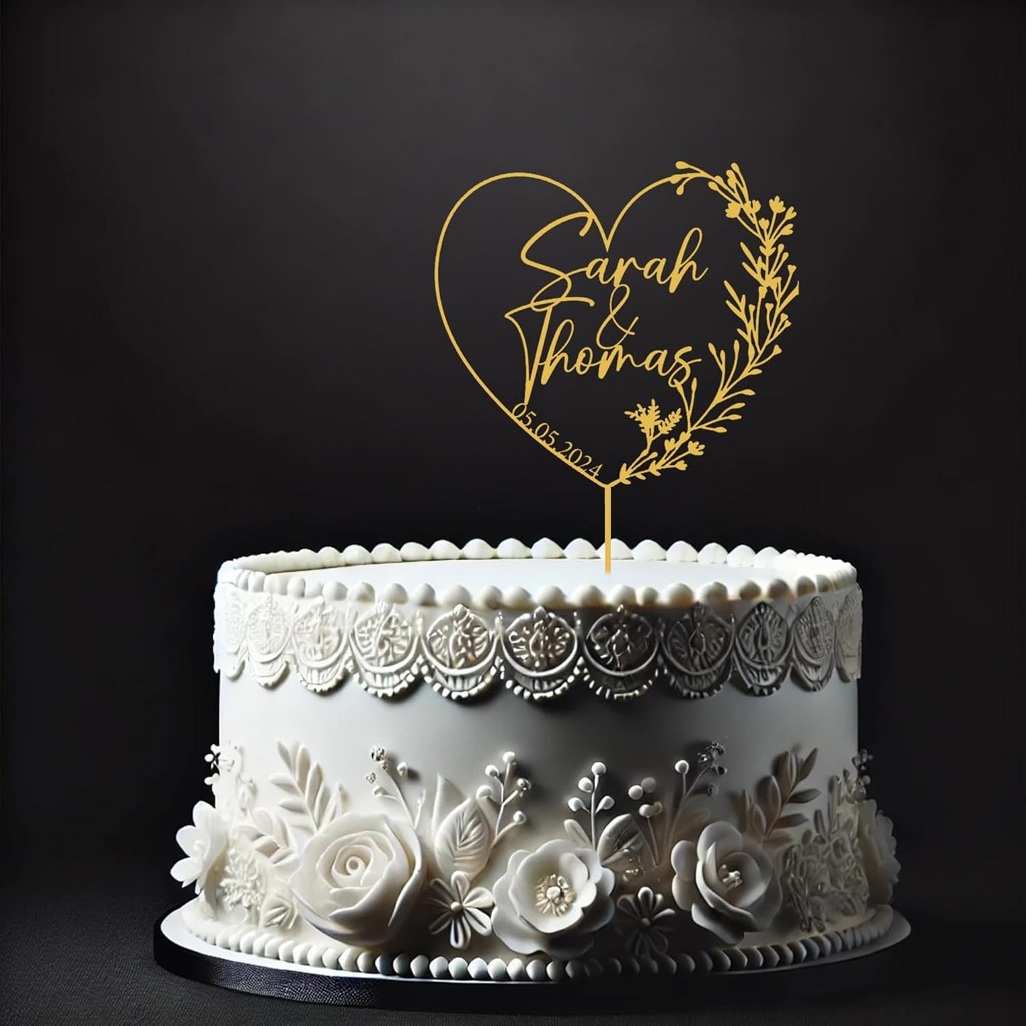 Customized Wedding Cake Topper, Custom Name and Date Cake Toppers, Wedding Cake Topper with Wreath and Heart, Ideal for Wedding and Anniversary Cakes, Cake Topper for Couple, Wedding, Engagements