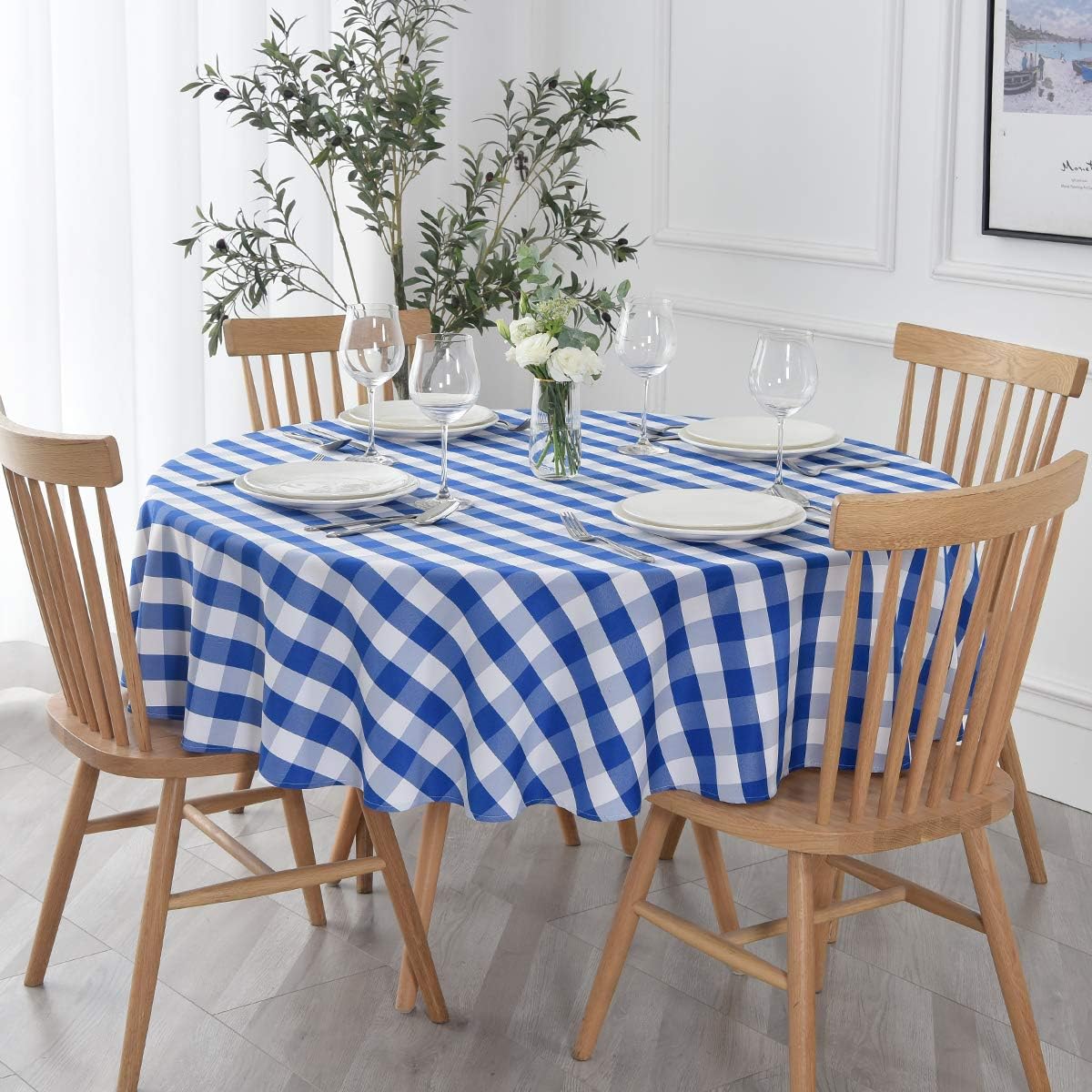 maxmill Round Checkered Tablecloth Spillproof Wrinkle Free Heavy Weight Gingham Table Cloth for Circular Table Cover Buffalo Plaid for Buffet Banquet Parties Holiday Dinner 70 Inch Blue and White