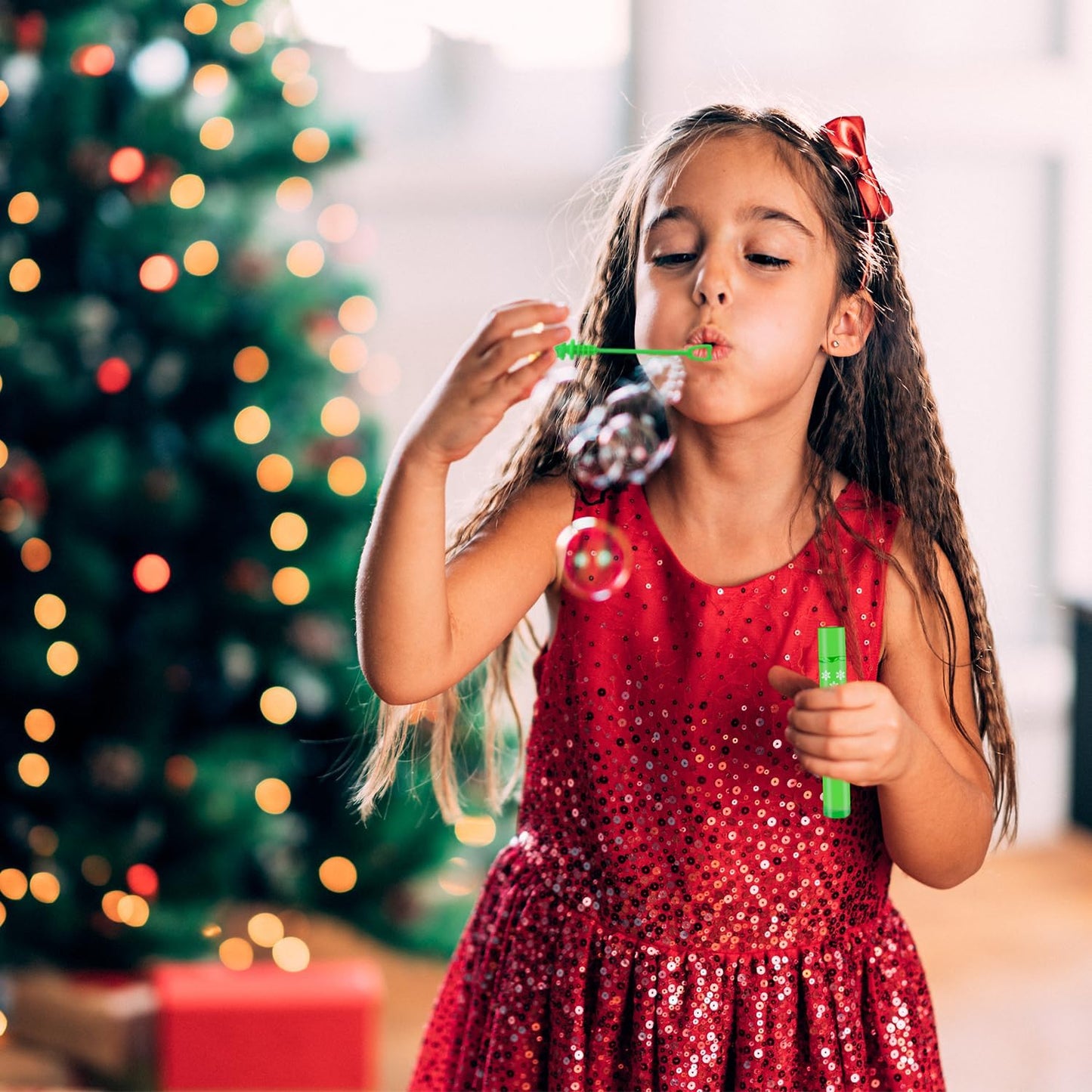 Christmas Small Toys Gifts Bulk for Toddlers 64 Pack, Xmas Mini Bubble Wands Party Favors Supplies for Kids, Goodie Bag Stocking Stuffers Filler Class School Treats Student Prizes for Boys Girls