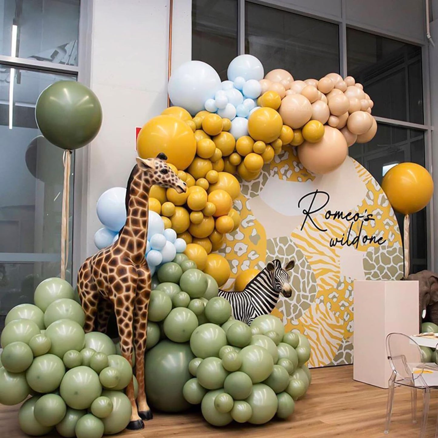 100pcs Mustard Yellow Balloons 18 inch +12 inch +10 inch +5 inch Latex Party Lemon Yellow Balloon Birthday Balloons Matte Yellow Sunflower Balloon Garland Kit Baby Shower Party Decoration