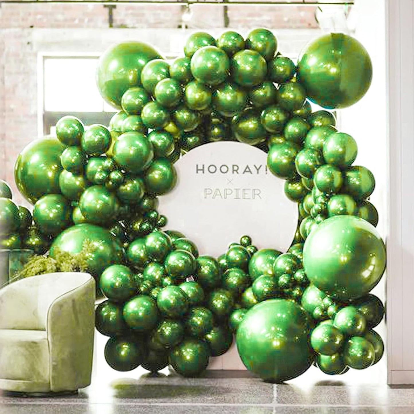 PartyWoo Metallic Green Balloons 50 pcs 12 Inch Metallic Apple Green Latex Helium Balloons for Graduation Halloween Safari Dinosaur Summer Weddings Baby Showers Birthday Party Decorations Green-G121
