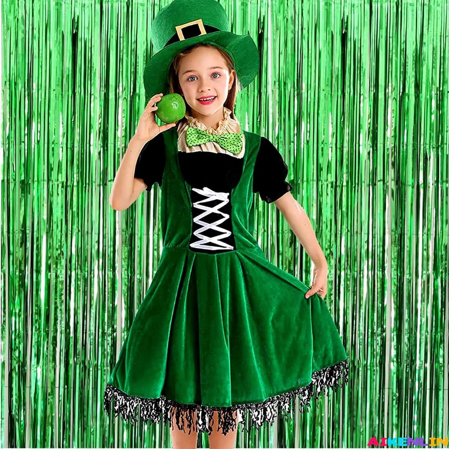 4 Pack 3.3Ft x 6.6Ft Green Foil Fringe Curtain Backdrop, Metallic Tinsel Foil Fringe Streamers Curtains Background for Photo Booth, Birthday, Wedding, Halloween, Christmas Party Decoration