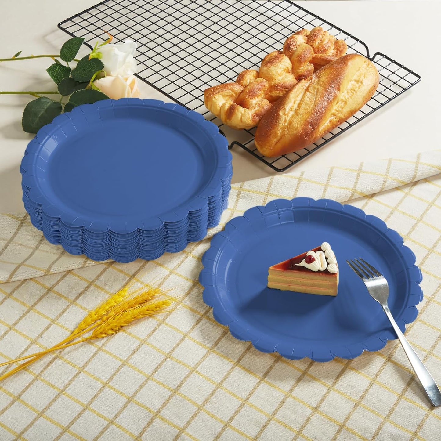 BEFORYOU 50PCS Scalloped Disposable Paper Plates 9IN Dessert Cake Party Plates for Baby Shower, Wedding,Bridal Shower Birthday Party Supplies (Navy Blue, 7IN and 9IN)