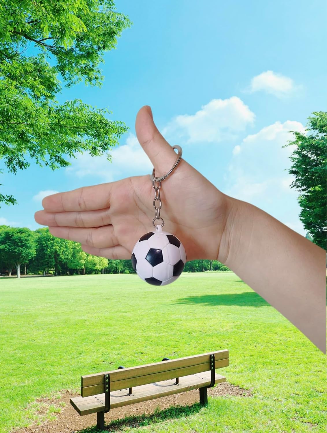 Mini 3D Soccer Sports Fan Keychains Birthday Gift Backpack Pendant Car Keychains Men's Toy Cute Football Fans Gifts