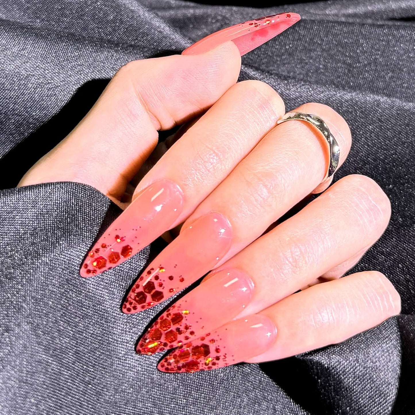 GlimmerLife Red Glitter 150G/5.29OZ, Holographic Chunky Glitter, Craft Glitter for Resin, Metallic Iridescent Glitter, Glitter for Nail, Body, Face, Hair, Christmas Glitter, Halloween Decorations