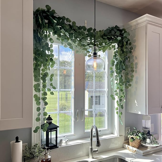 CQURE 28Pcs Eucalyptus Garland,Artificial Eucalyptus Leaves Table Greenery Garland Wreath Vines for Wedding Party Table Bedroom Wall Room Decor