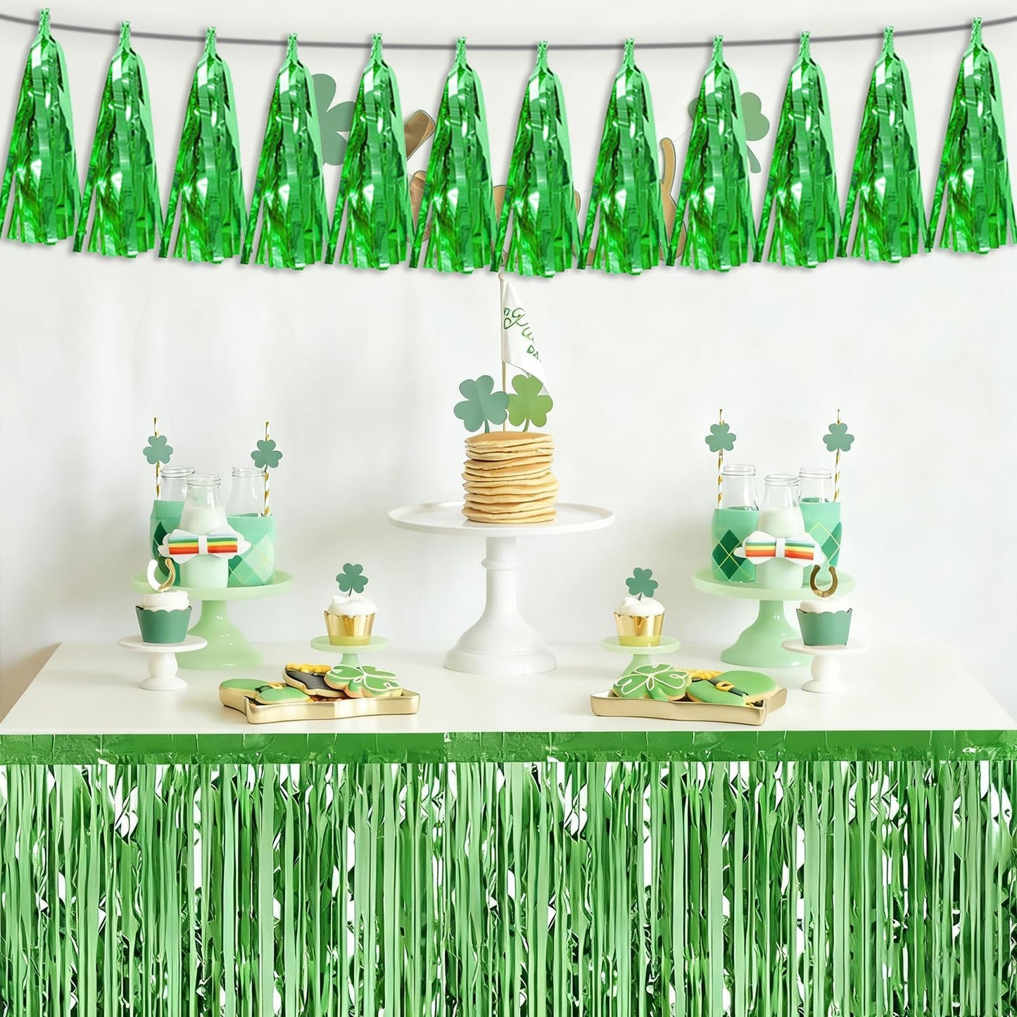 3P Green Tassel Banner Garland Metallic Foil Fringe Banner Tinsel Tassels Streamer Banner Backdrop for Parade Floats, 2025 Graduation Decorations, Father's Day Party Decoration