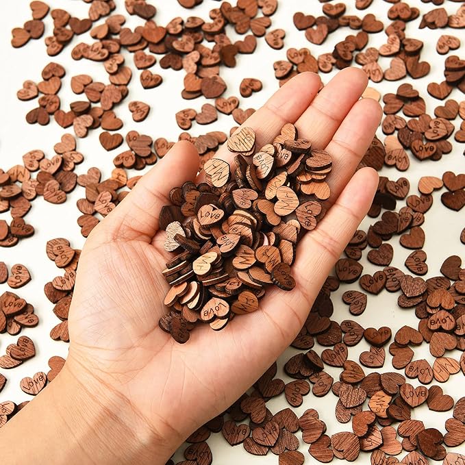 Blulu 1000 Pcs Small Wooden Heart Confetti for Craft Rustic Wedding Table Love Heart Centerpieces Decorations Mr Mrs Love Cake Decoration Gift for DIY Wedding Party Table Cake(Cute Style)
