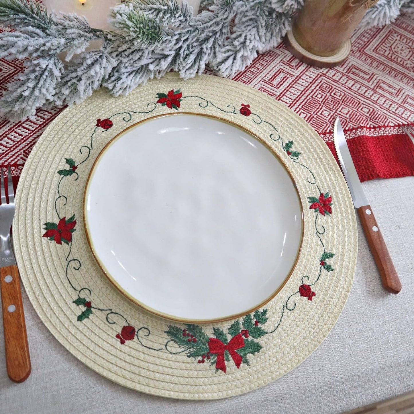 LaneVines Christmas Placemats Set of 6 Round Placemats Christmas, Embroidered Table Place mats, Holiday Decorations for Kitchen Dining Table Mats Plate Chargers