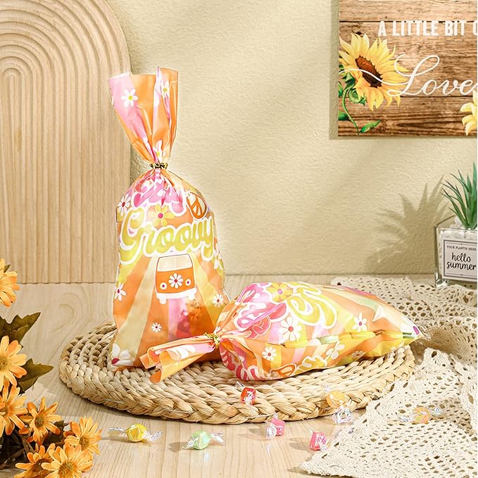 Epakh 100 Pcs Groovy Party Favor Bags Hippie Boho Groovy Retro Daisy Flower Goodie Treat Bag with 150 Pcs Gold Twist Ties for Girls 60's 70's Birthday Baby Shower Party Supplies