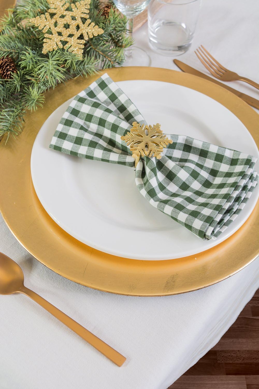DII Christmas Thanksgiving Holiday Tabletop Décor Collection Decorative Napkin Ring Holder Set, 2.5" Diameter, Gold Snowflake, 6 Piece