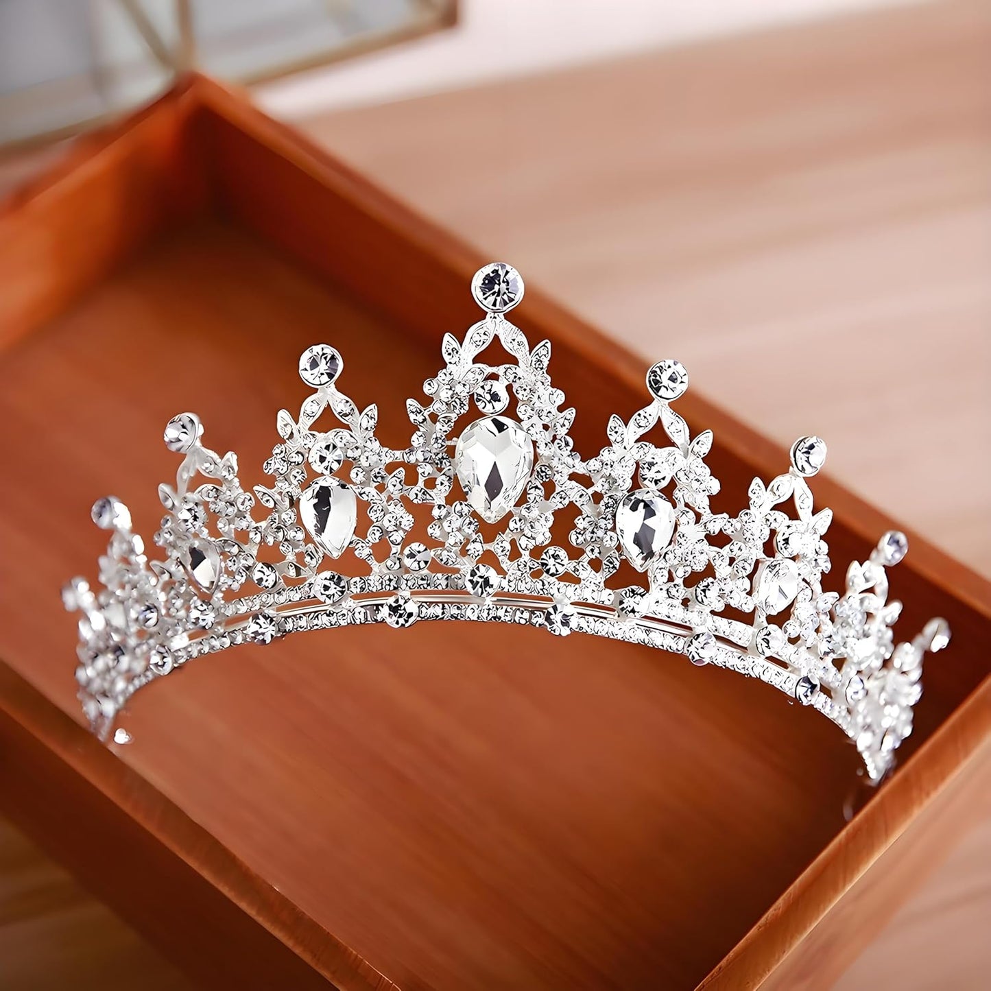 Tiaras for Women Princess Crowns for Women Crystal Headbands for Bridal Princess Birthday Party