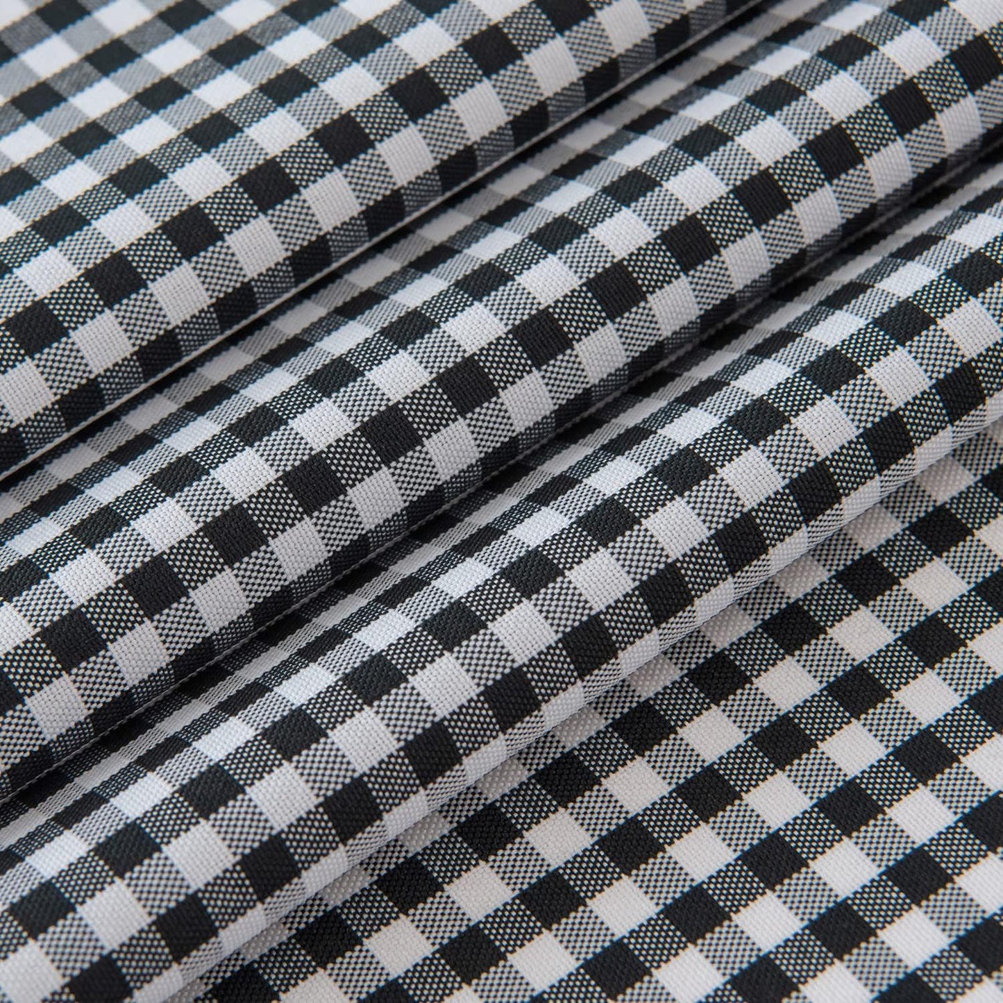maxmill Square Checkered Tablecloth Water Resistance Antiwrinkle Spillproof Heavy Weight Gingham Table Cloth Buffalo Plaid for Buffet Banquet Parties Event Holiday Dinner 70 x 70 Inch Black White