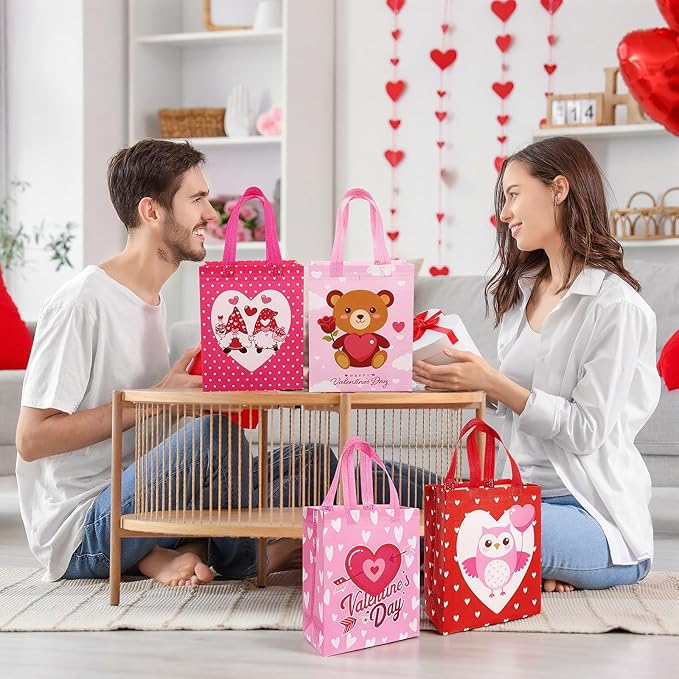 Wesnoy 48 Pcs Valentine's Day Gift Bags,Bulk Reusable Non-Woven Heart Bear Treat Bags with Handles for Party Favors,Galentine's Day Event, 10 x 8 x 4 Inches