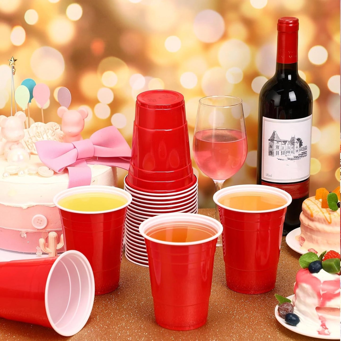 Lounsweer 100 Pack 16 Ounce Christmas Plastic Party Cups Disposable Heavy Duty Drinking Water Cups for Holiday Christmas Festival Wedding New Year Birthday Party Supplies(Red)