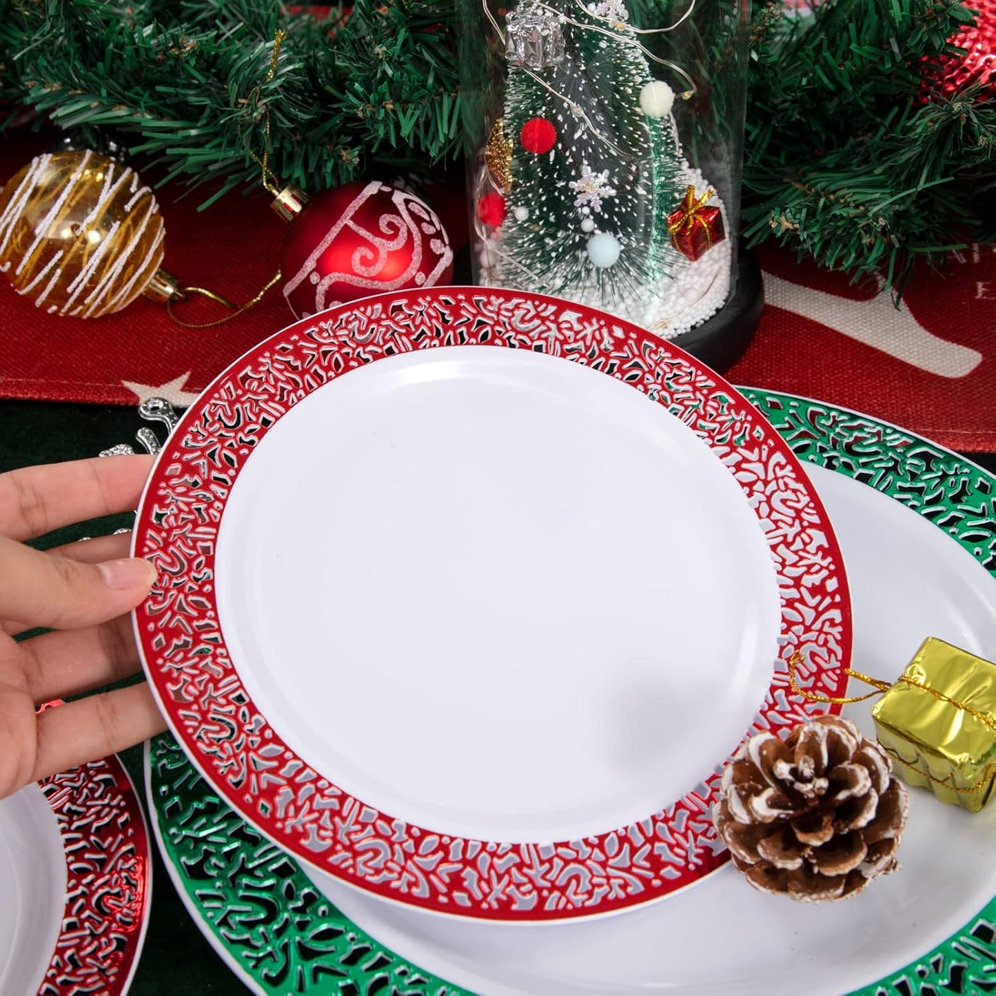 Rubtlamp 60PCS Christmas Plastic Plates, Red Lace Disposable Plates, White Heavy Weight Plates Sets Includes 30 Fancy Salad Platos 7.5”,30 Green Dinner Platos 10.25” For Christmas Party Wedding