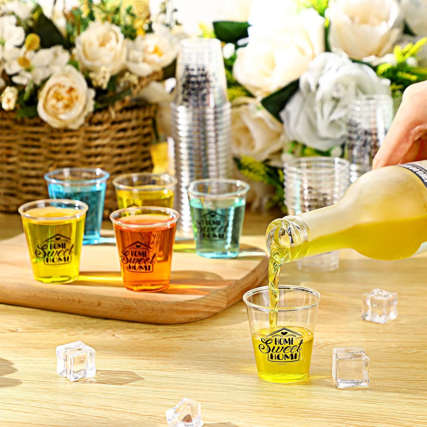 Sliner 200 Pcs Housewarming Shot Glasses Gifts Sweet Home Mini 1.5 oz Clear Disposable Plastic Party Cups House Warming Return Presents for New House First Home Decorations