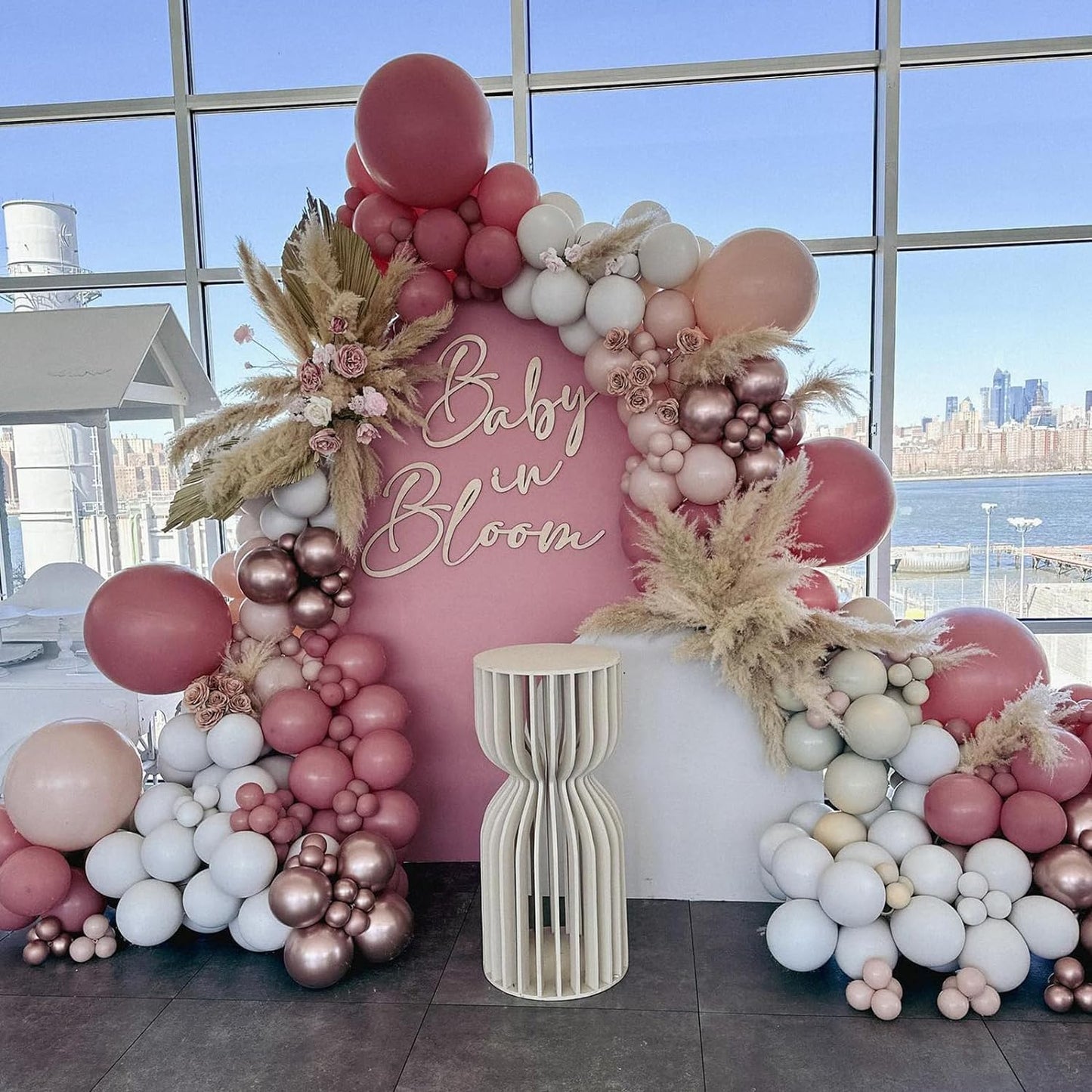 Pink White Balloons Rose Gold Blush White Balloon 60pcs 12inch Latex Helium Balloons Beige Retro Pink Nude Pearl White Sand Balloon Neutral Birthday Party Decorations Bride Wedding Boho DIY Supplies