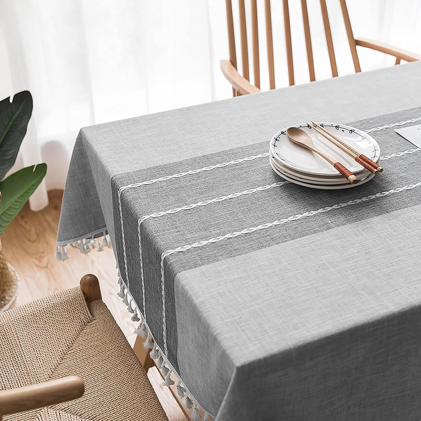 Oubonun Cotton Linen Rectangular Tablecloth - Wrinkle Resistant & Waterproof - Machine Washable Table Cloth with Tassels for Kitchen & Dining, 55''x86'', 6-8 Seats