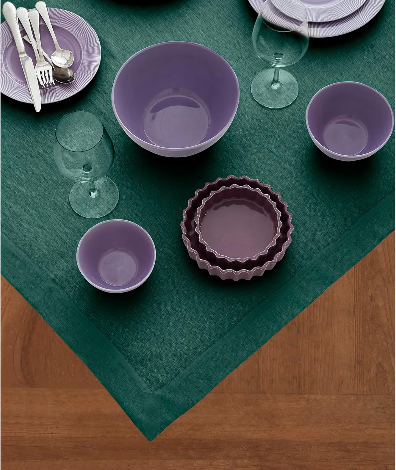 Solino Home Linen Tablecloth 52 x 52 Inch - 100% Pure Linen Rainforest Green Square Tablecloth - Fete, Machine Washable Table Throw for Fall, Autumn, Thanksgiving