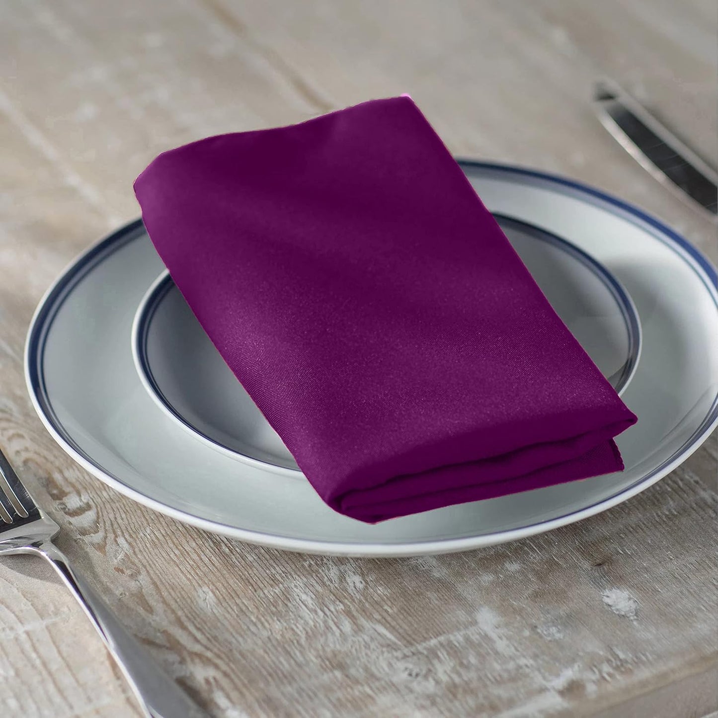 LA Linen 10-Pack Poly Poplin Napkin, Soft Cloth Napkins, Washable Reusable Napkins, Stain and Wrinkle Resistance Table Napkins for Dinner, Wedding, Parties, 17 by 17-Inch, Magenta