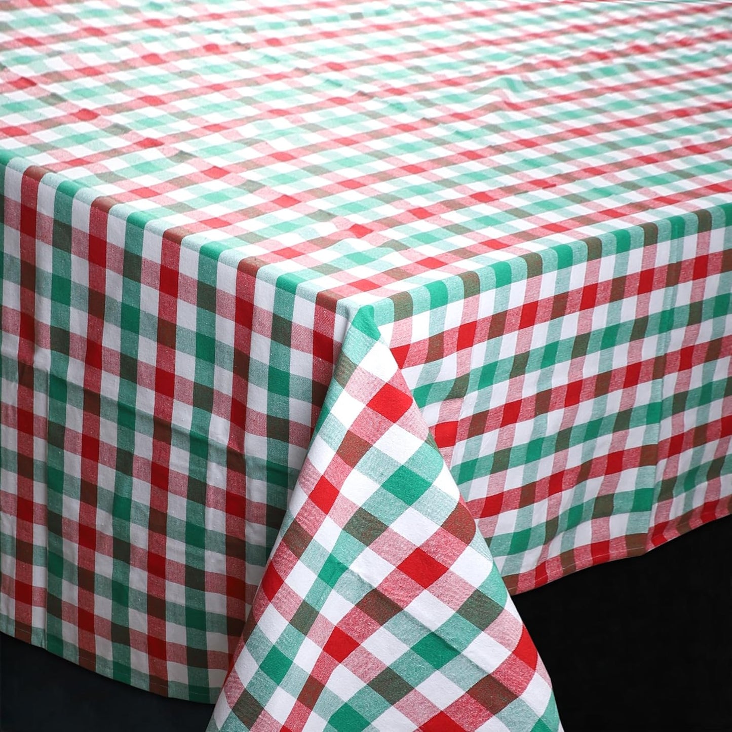 Urban Villa Tablecloth Christmas Tabletop Cover Kitchen Dining Tablecloth 100% Cotton Holiday Celebrations Wedding Dinner Parties Red/Green/White Color Rectangle 60X84 Inches 6-8 Seats Table Cloth